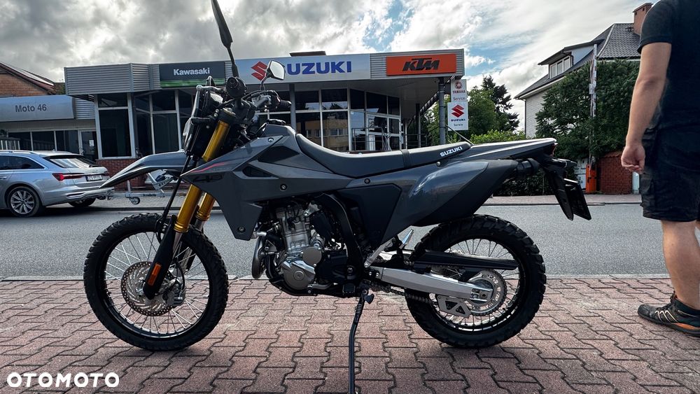 Suzuki DR-Z - 4
