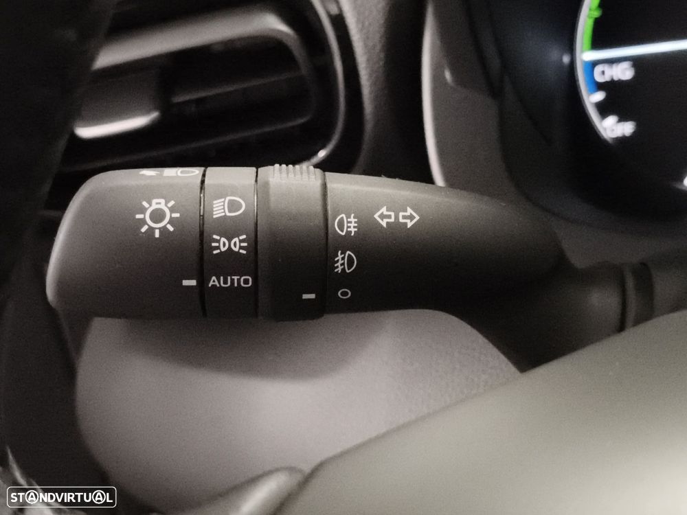 Toyota Yaris 1.5 HDF Comfort Plus - 17