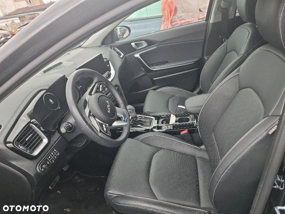 Kia XCeed 1.6 GDI PHEV L Business Line DCT - 2