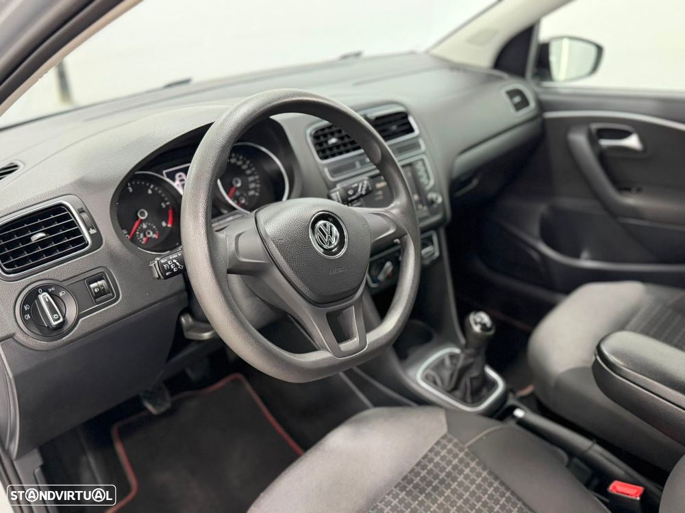 VW Polo 1.4 TDi Connect - 7