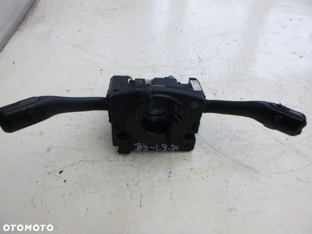 VW Passat B5 przełącznik zespolony 4B0953503G - 1