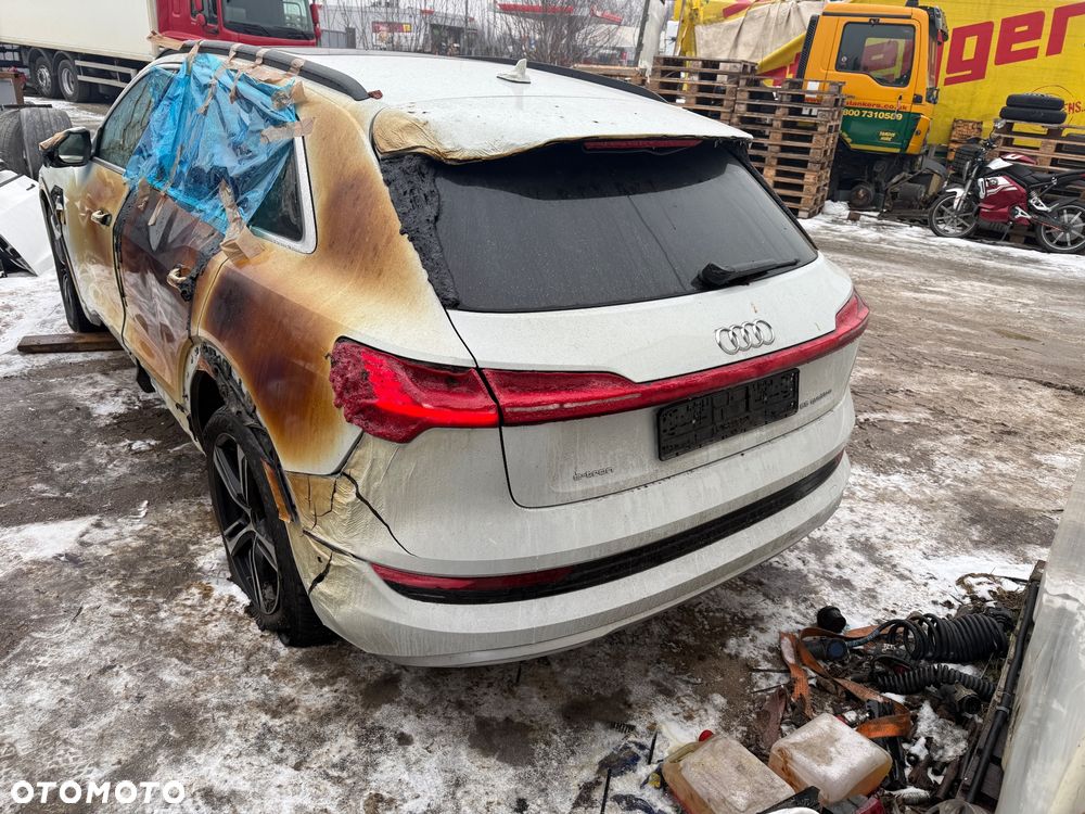 Audi e-tron 55 Quattro S Line - 2