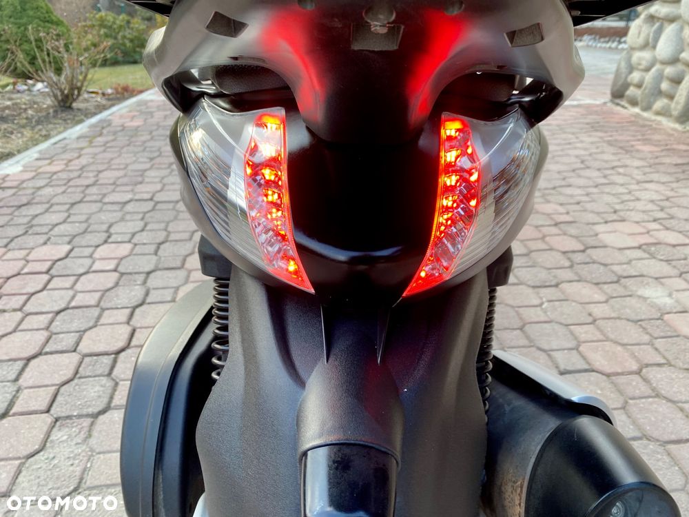 Piaggio Beverly - 16