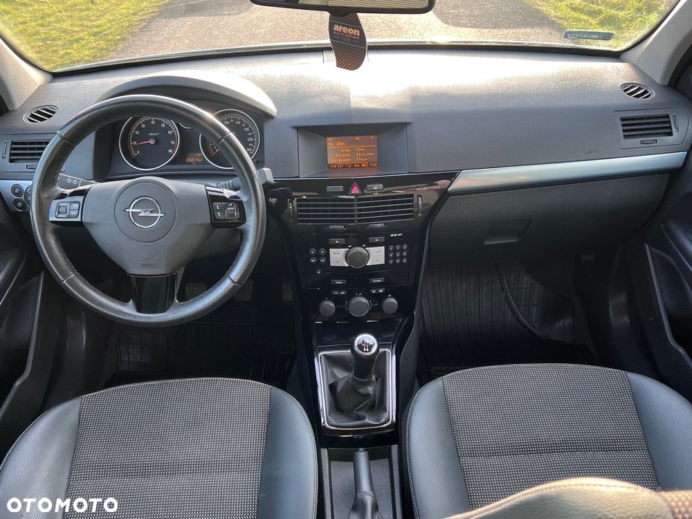 Opel Astra 1.6 Cosmo - 14