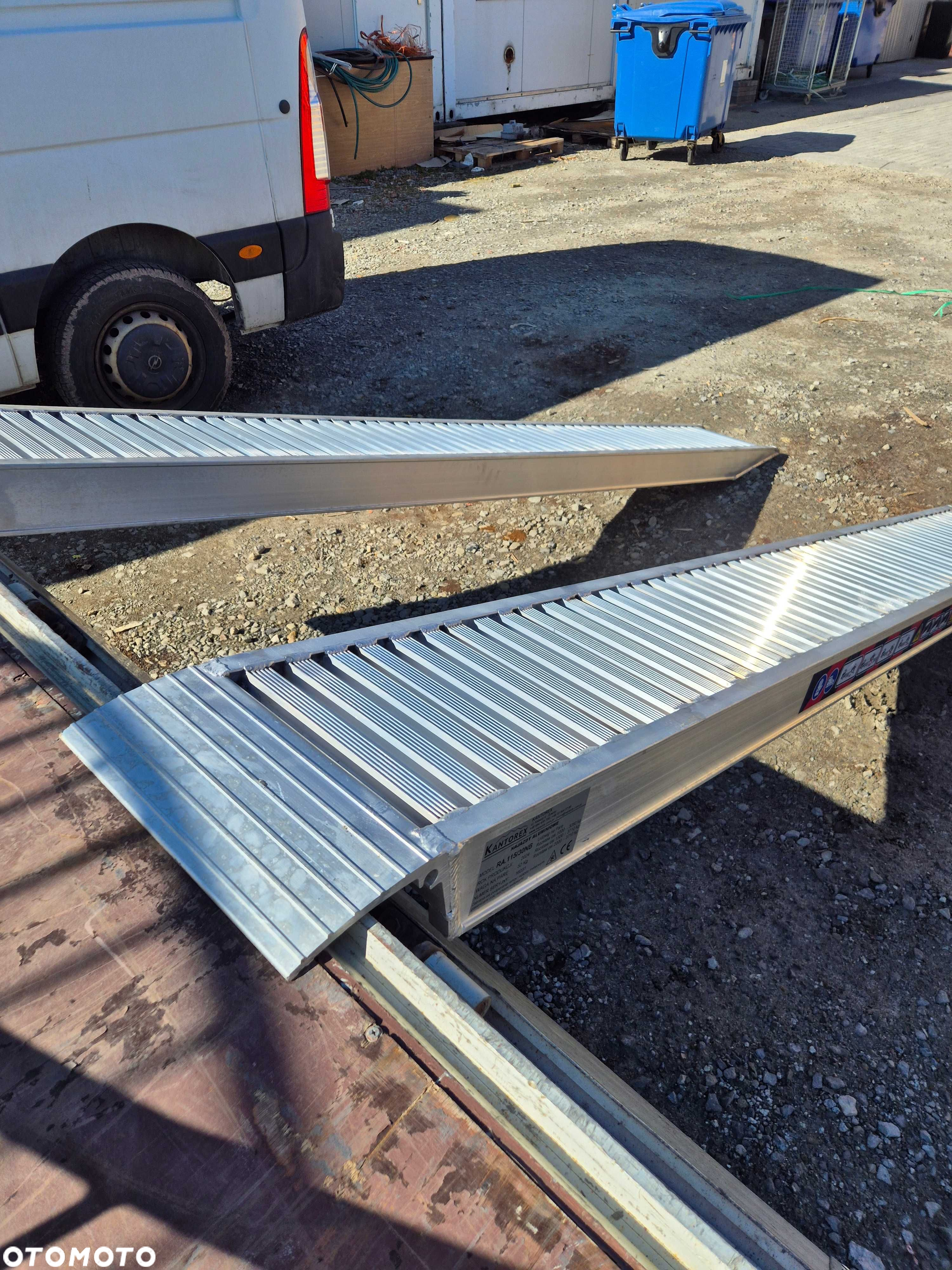 Najazdy aluminiowe 3,0m do 3700kg, najlepsze ceny, darmowa dostawa - 3