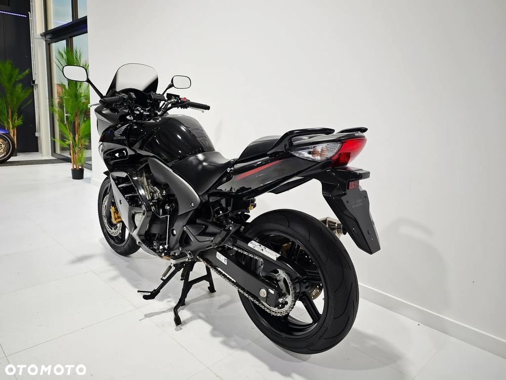 Honda CBF - 14