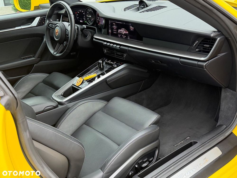Porsche 911 Carrera S - 36