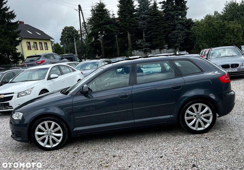 Audi A3 Sportback - 6
