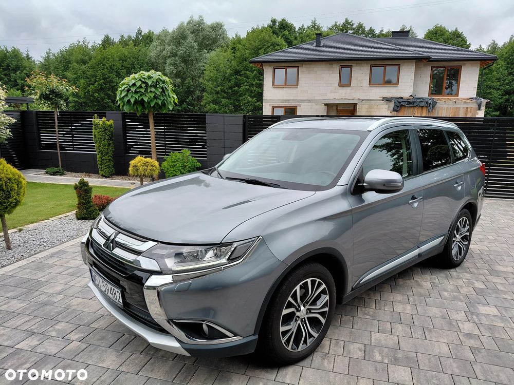 Mitsubishi Outlander 2.0 Instyle SDA 4WD CVT - 1