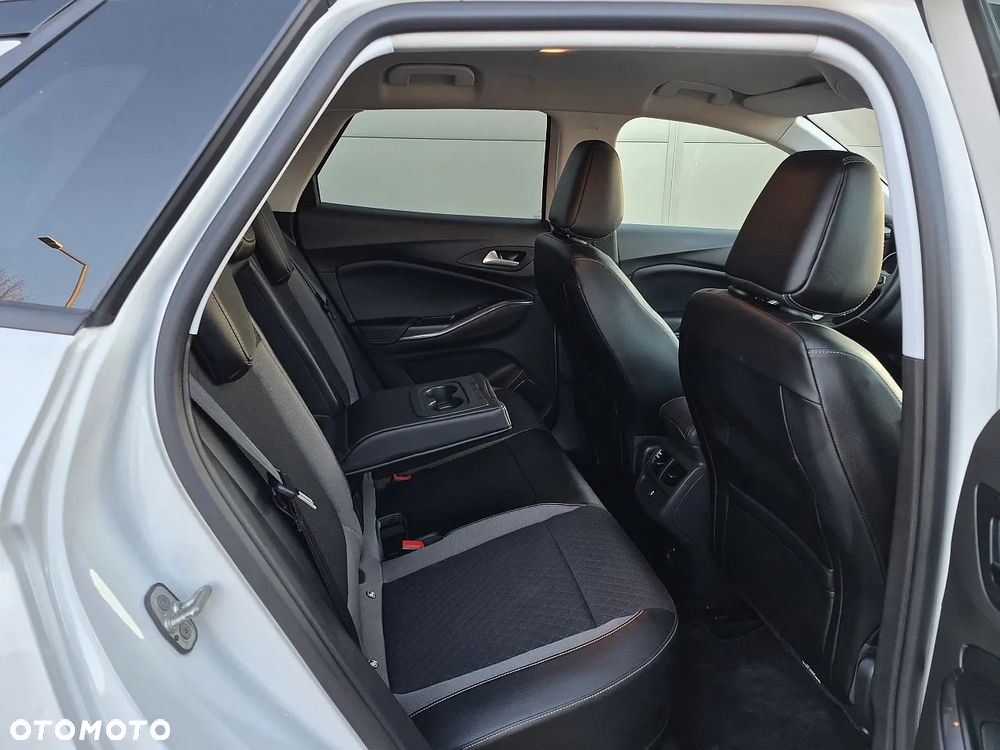 Opel Grandland X 1.6 T PHEV 4x4 Ultimate - 8