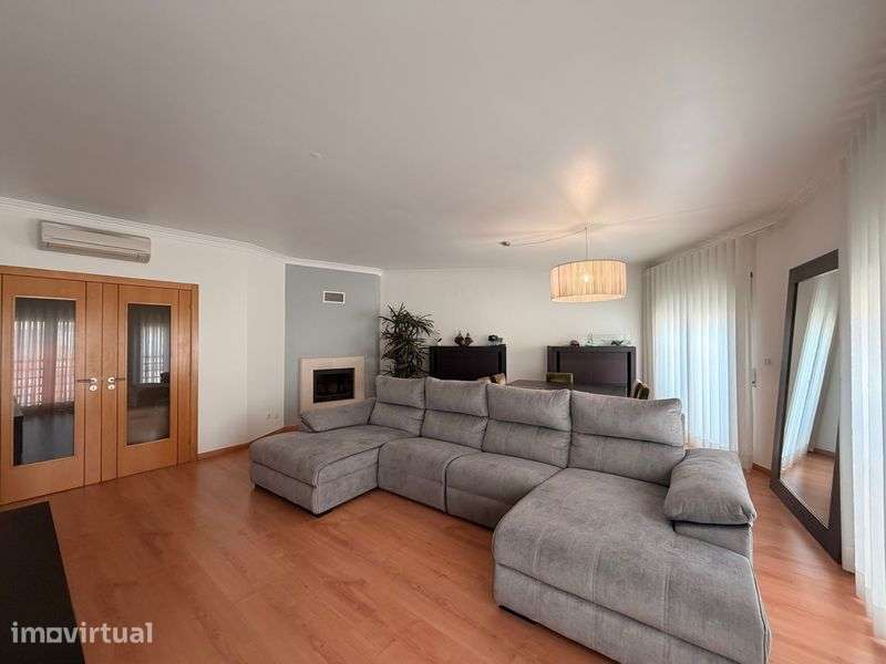Apartamento T3 com garagem em Samora Correia - Grande imagem: 2/12