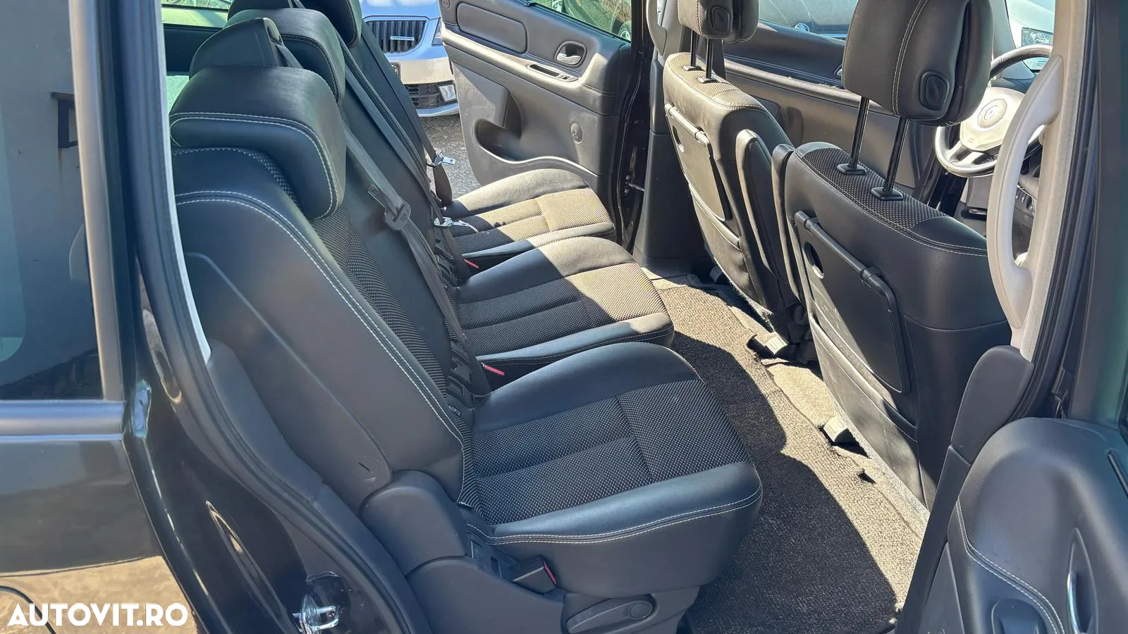 Renault Espace 2.0 dCi FAP Dynamique - 8