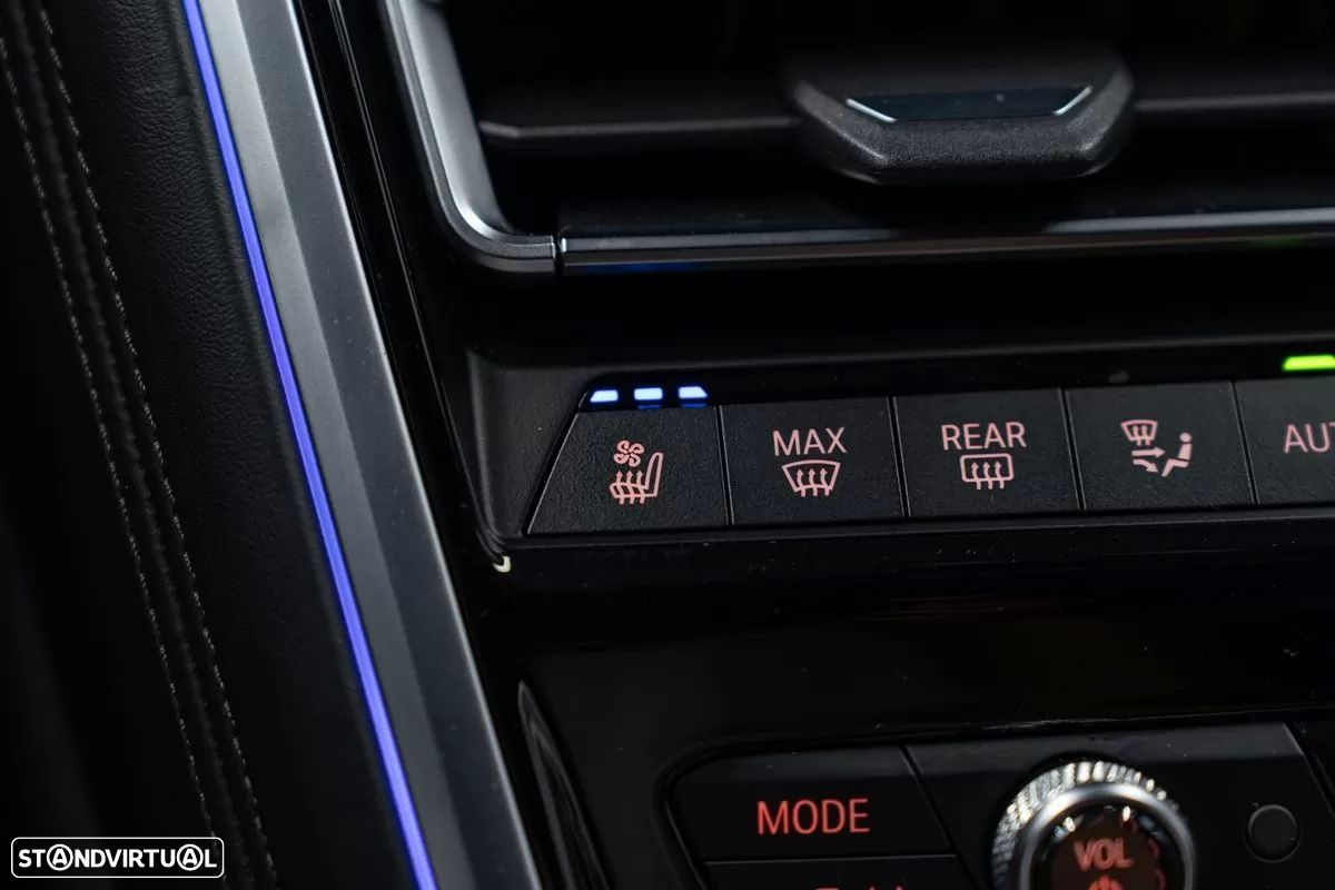 BMW M850i xDrive - 54