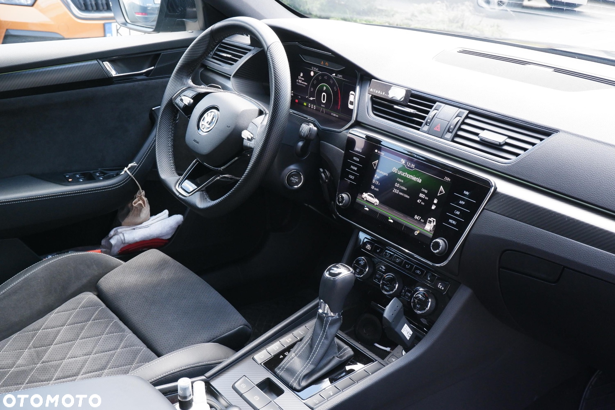 Skoda Superb 1.4 TSI Plug-In Hybrid Sportline DSG - 17