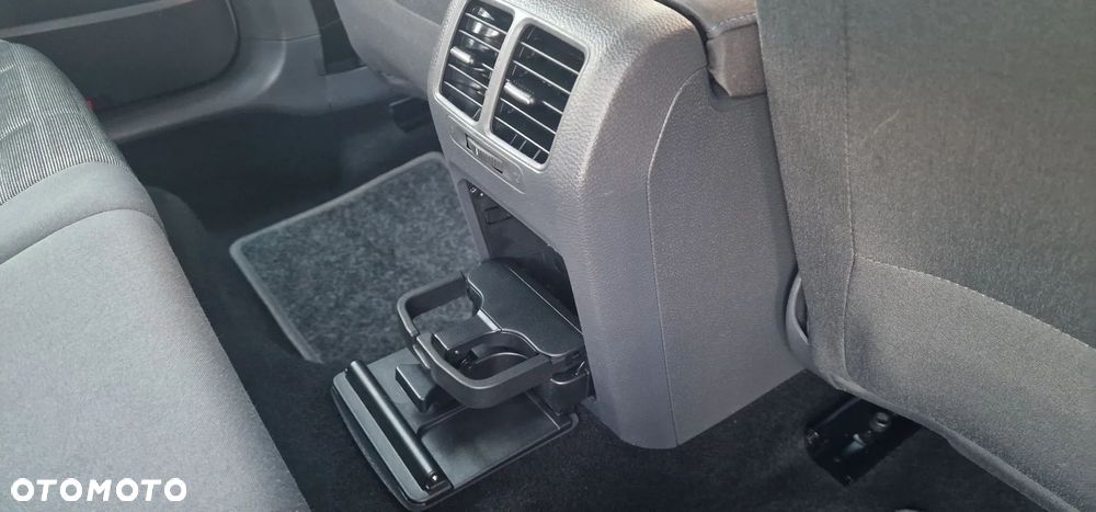 Volkswagen Golf 1.6 Tour Edition - 36