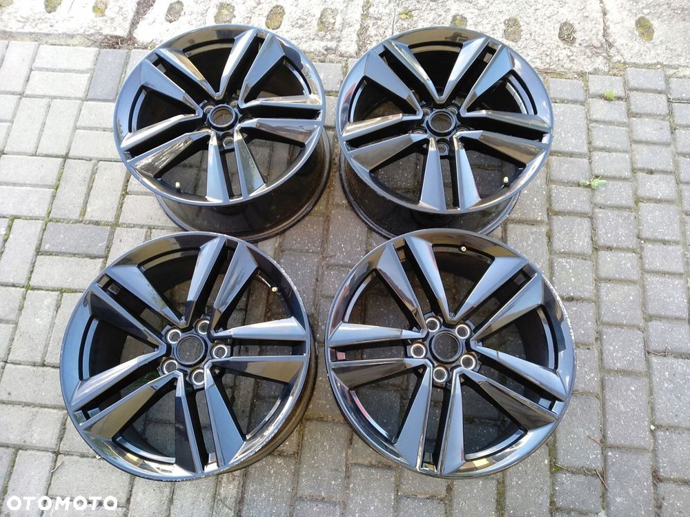 felgi 9jx19 et45 5x114,3 ford mustang hr3c-1007-fa - 1