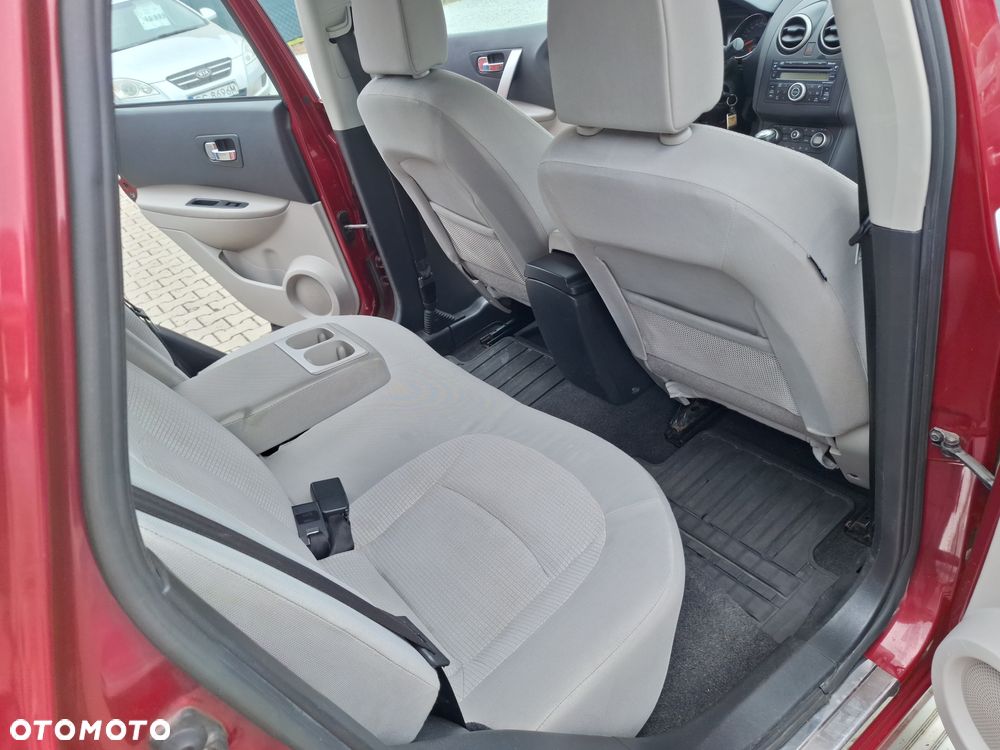 Nissan Qashqai - 25