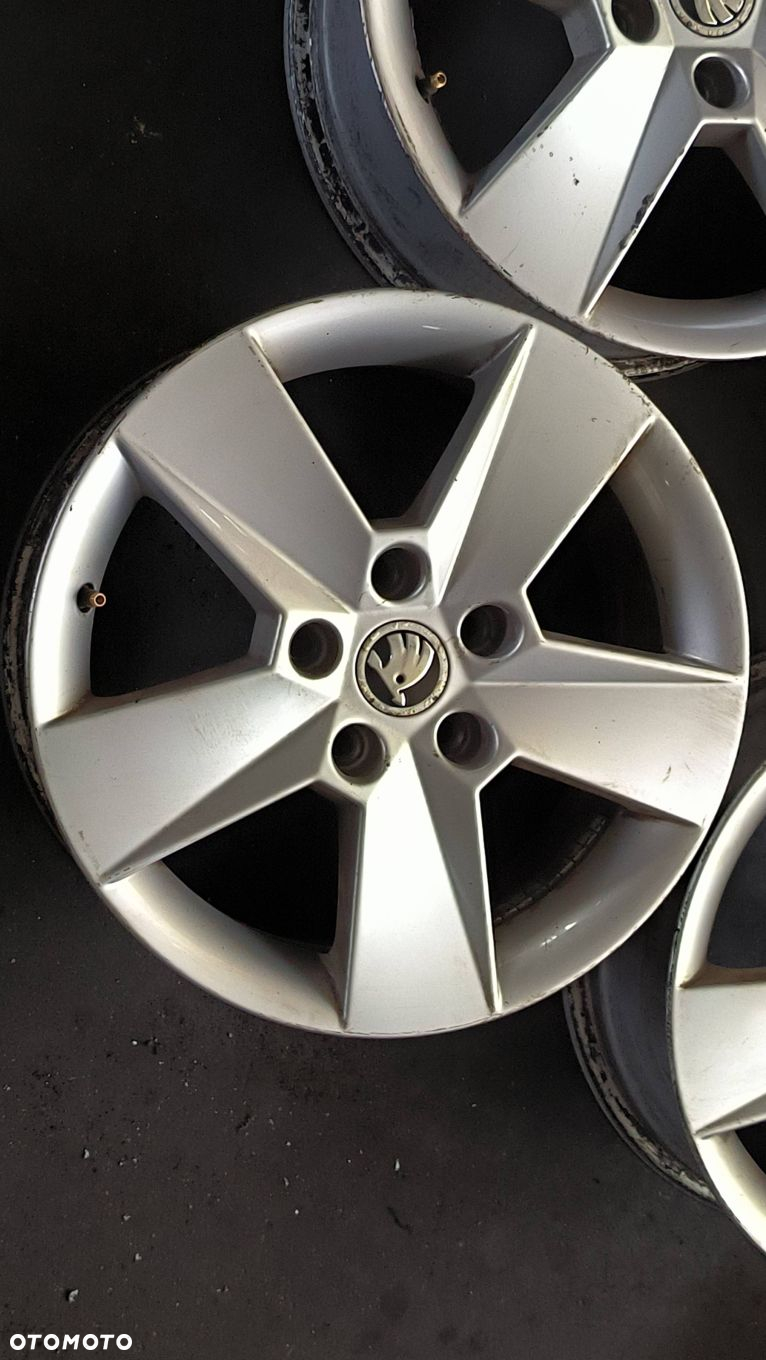ALUFELGI KOMPLET SKODA OCTAVIA III 5E0601025H - 6
