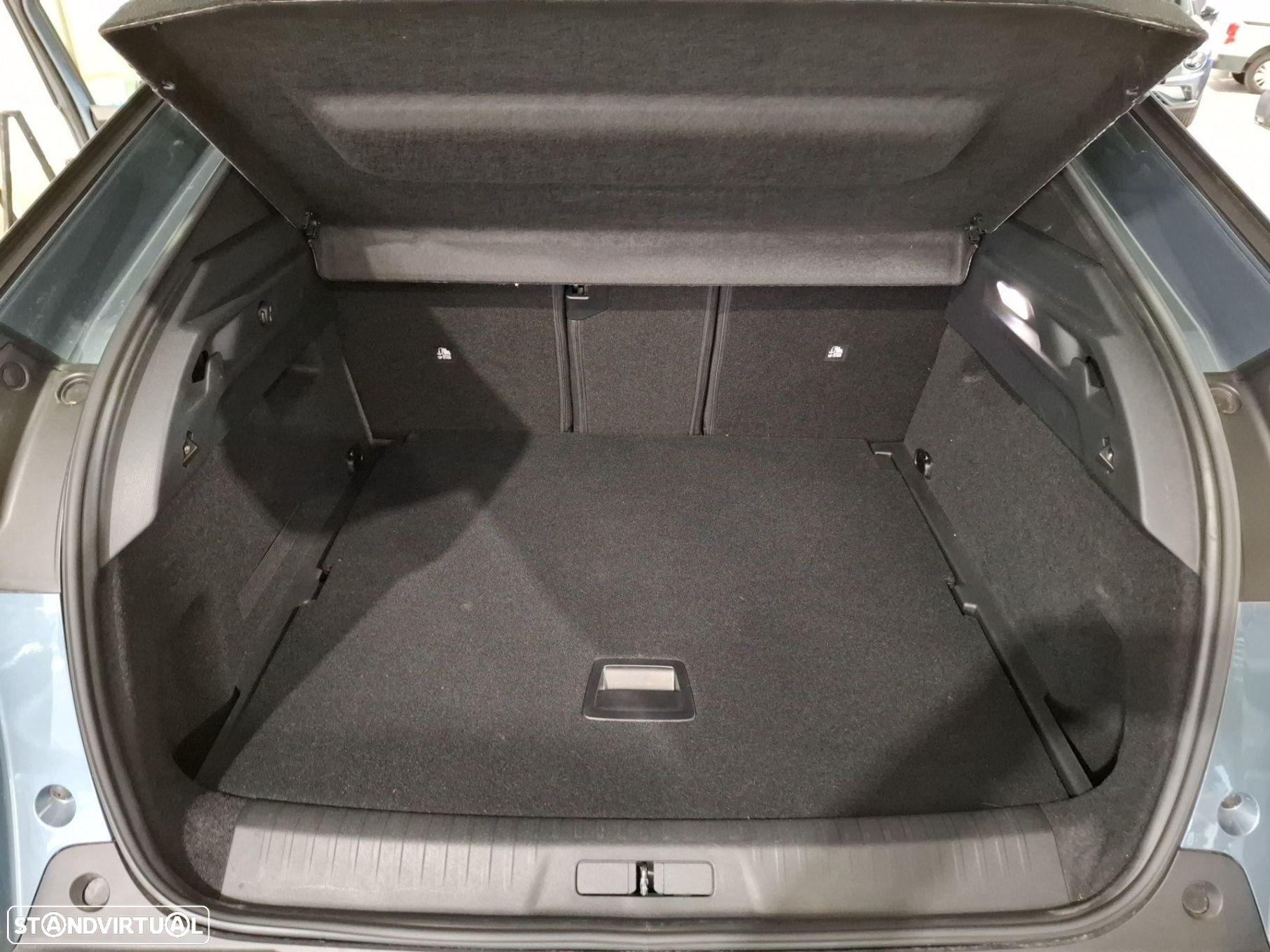 Peugeot 3008 1.2 Hybrid Allure e-DCS6 - 21