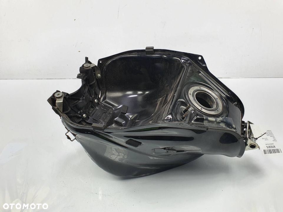 ZBIORNIK PALIWA SUZUKI GSX-S 1000 - 6