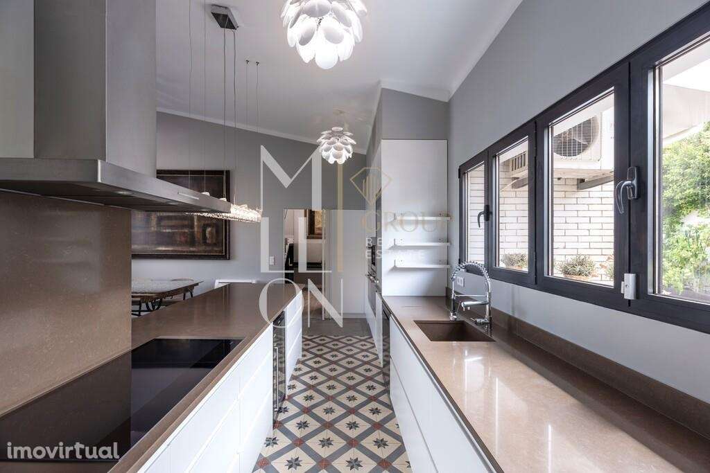 Moradia T4 Independente com Jardim e Garagem em Birre, Cascais - Grande imagem: 2/26