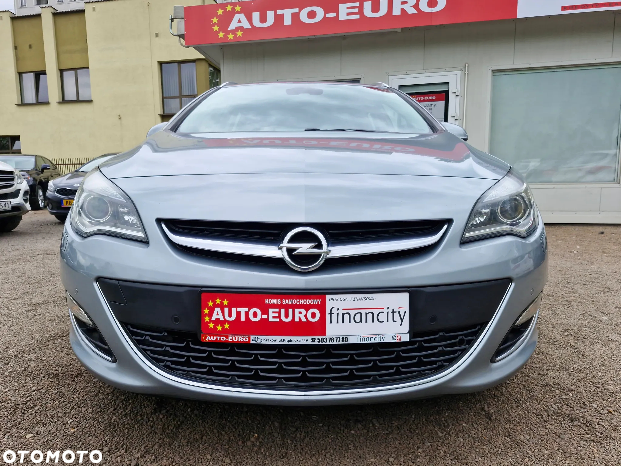 Opel Astra IV 1.4 T Cosmo S&S EU6 - 9