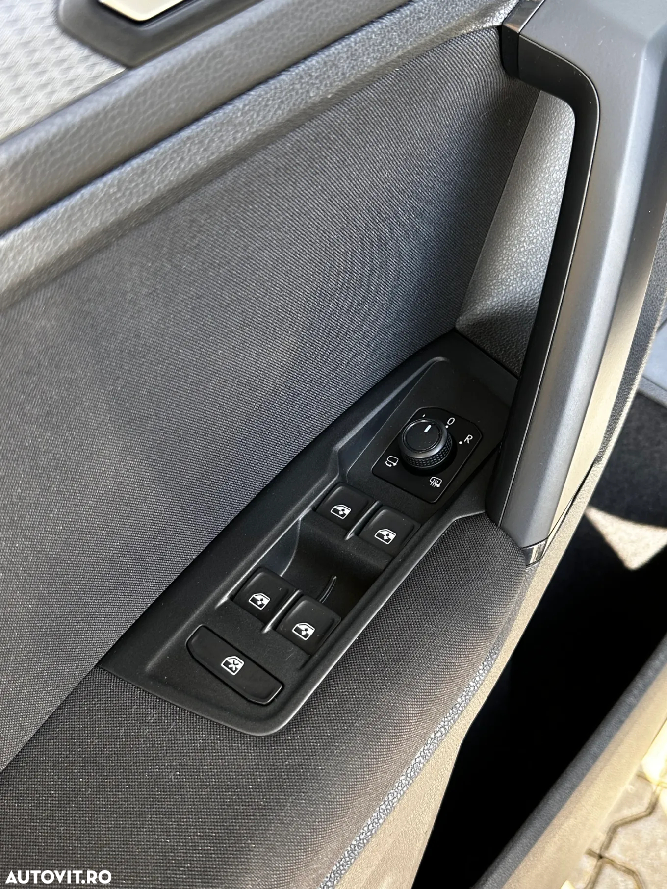 Volkswagen Tiguan 1.5 eTSI OPF DSG Life - 34