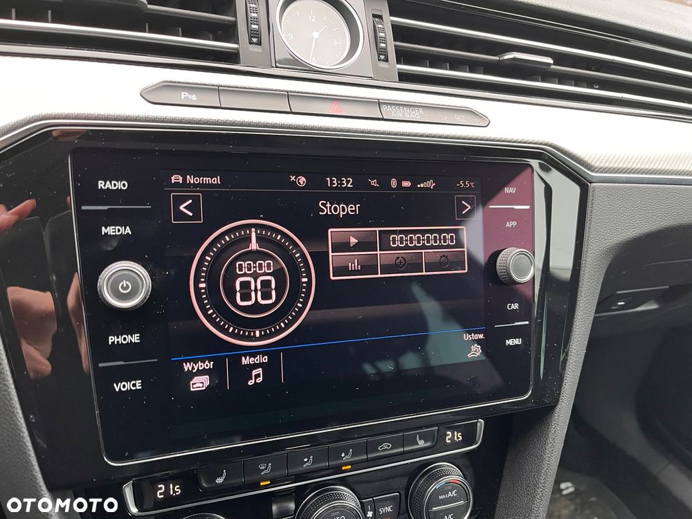 Volkswagen Passat 2.0 TDI BMT SCR 4Mot Highline DSG7 - 33