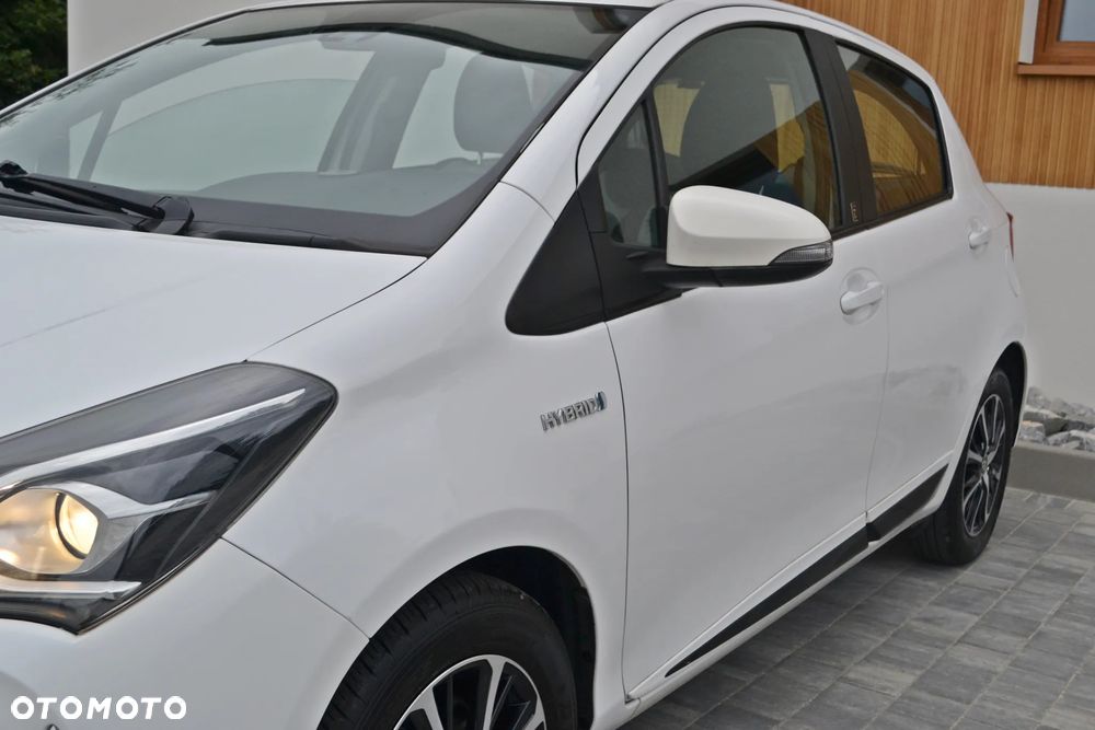 Toyota Yaris - 12