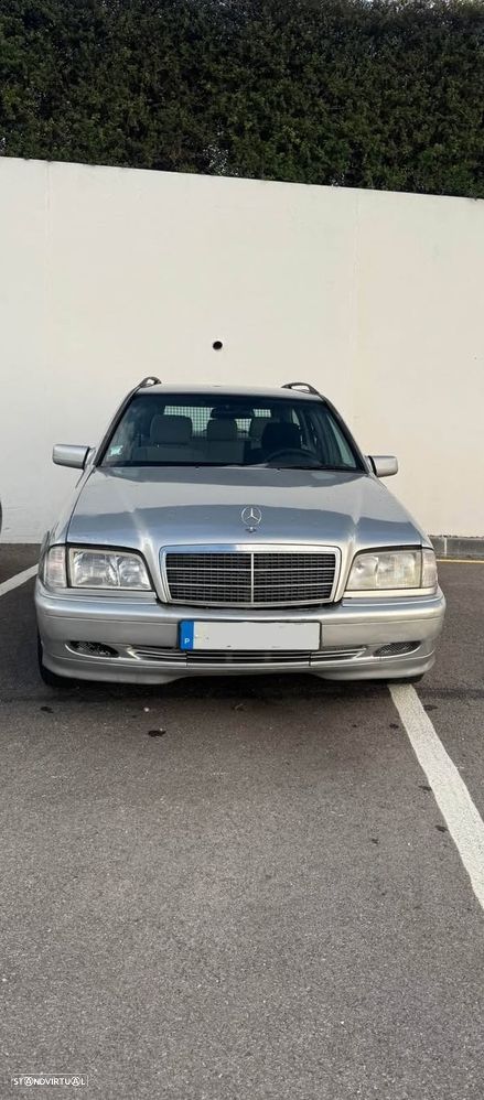 Mercedes-Benz C 220 D - 1