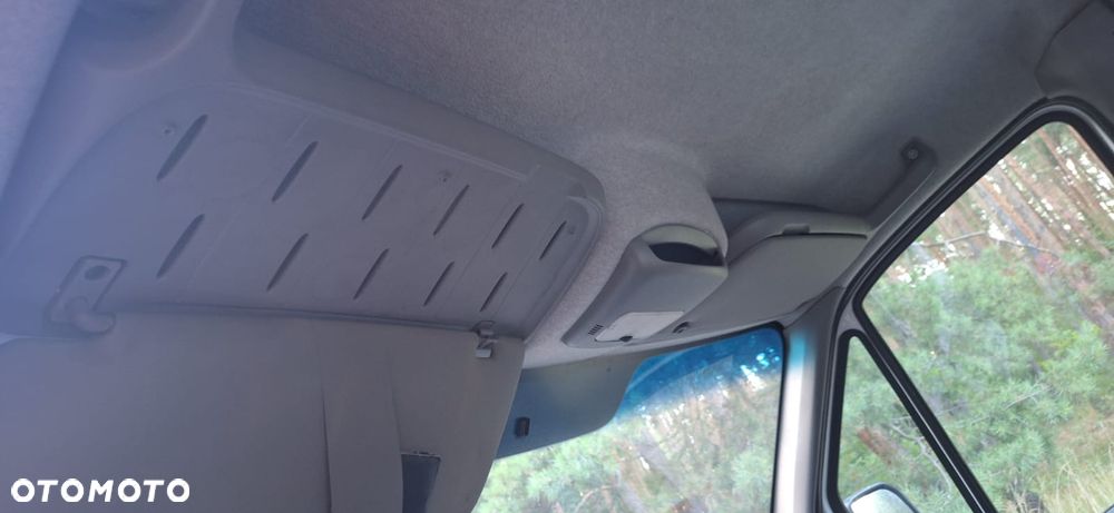 Mercedes-Benz Sprinter - 10