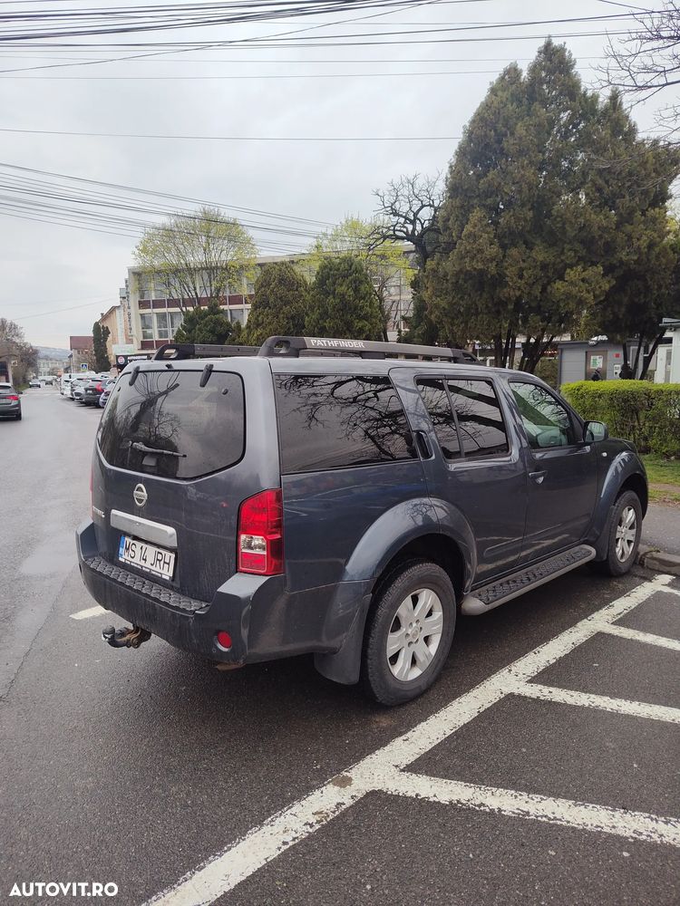 Nissan Pathfinder 2.5 dCi LE Plus - 5