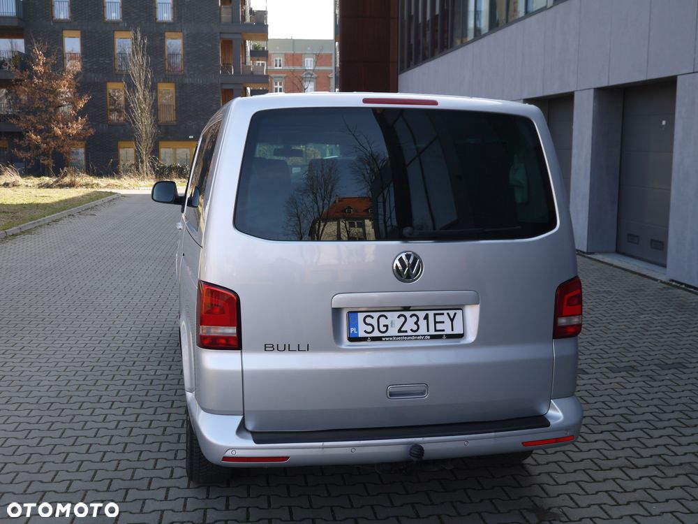 Volkswagen Caravelle - 3