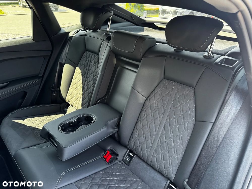 Audi Q4 Sportback e-tron 45 82kWh S Line Edition - 33