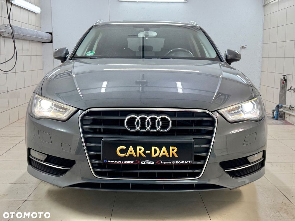 Audi A3 Sportback 1.4 TFSI Ambiente - 8