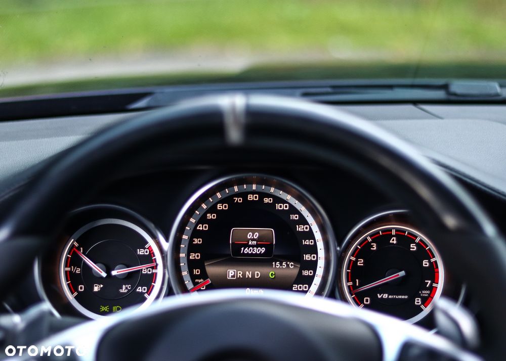 Mercedes-Benz CLS - 24