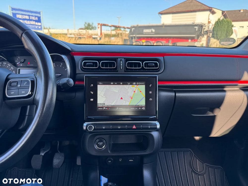 Citroën C3 Pure Tech VTi 82 Exclusive - 3