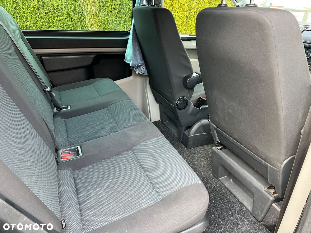 Volkswagen Transporter L2H1 DSG - 32