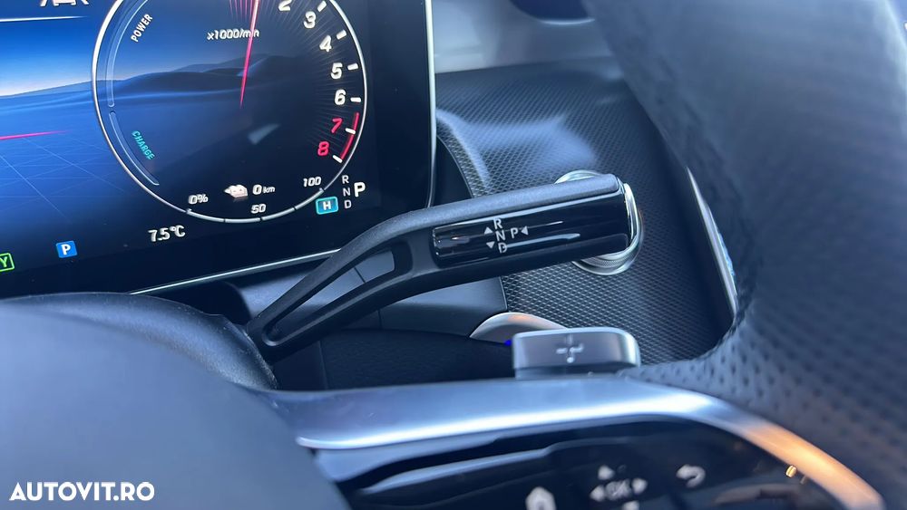 Mercedes-Benz GLC 300 e 4MATIC - 14