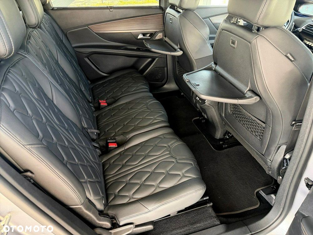 Peugeot 5008 - 29