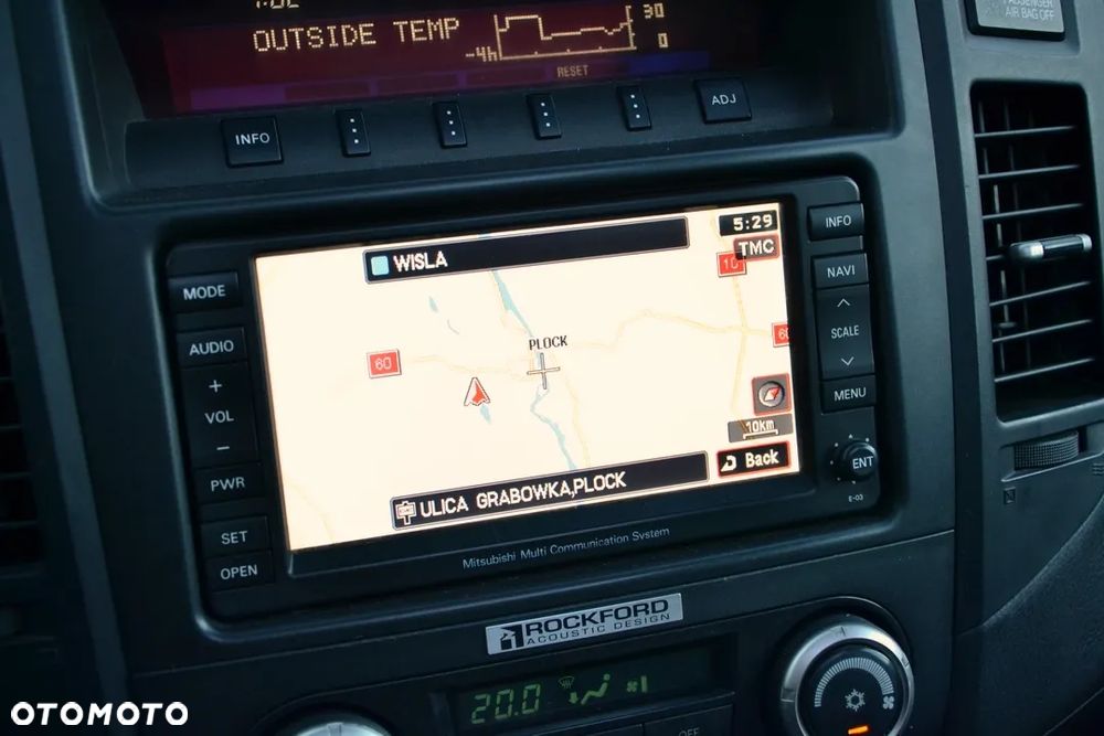 Mitsubishi Pajero 3.2 DID Elegance - 23