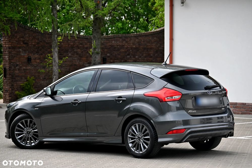 Ford Focus 1.5 EcoBoost ST-Line - 18