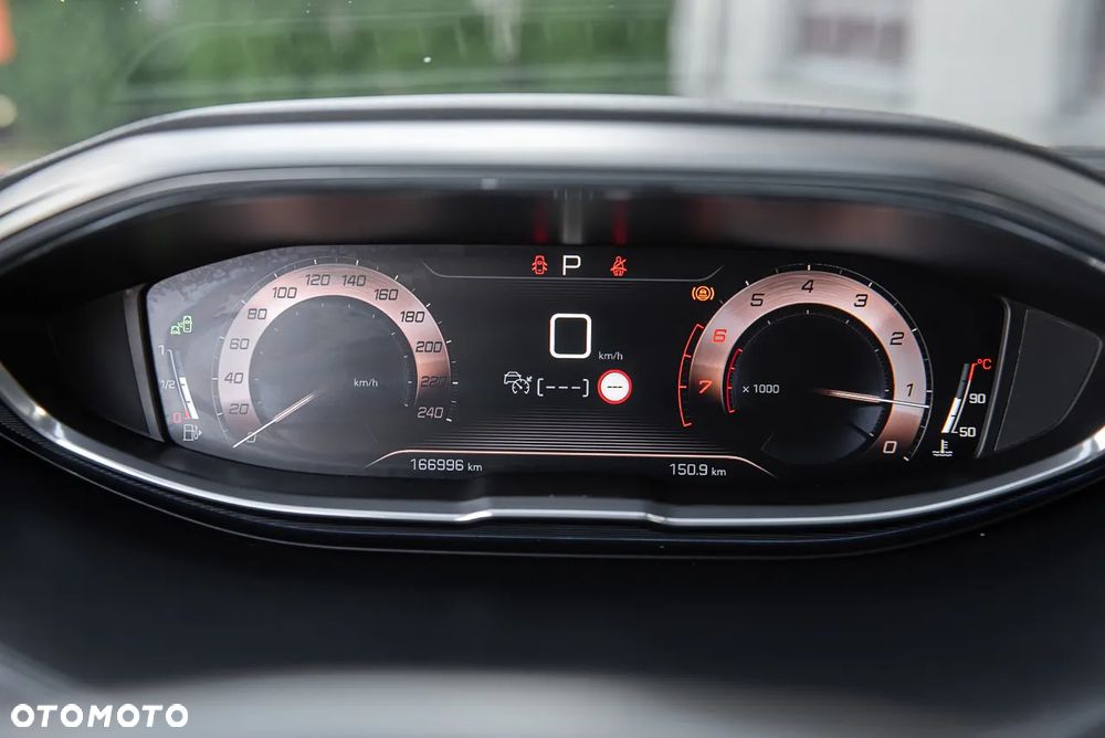 Peugeot 5008 1.6 THP Allure S&S EAT6 - 20