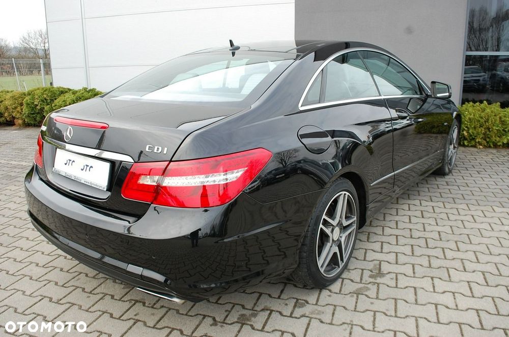 Mercedes-Benz Klasa E - 14