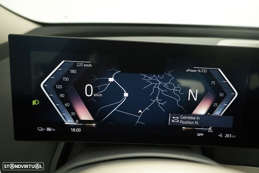 BMW iX xDrive 40 - 16