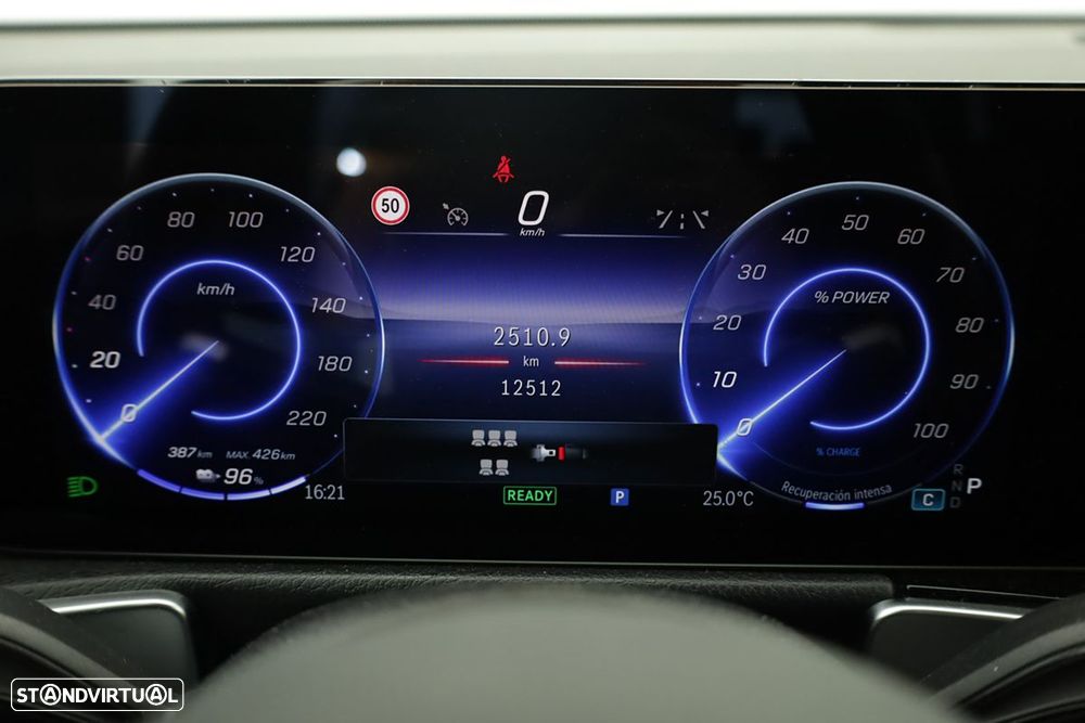 Mercedes-Benz EQB 250+ AMG Line - 16