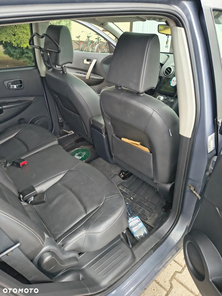 Nissan Qashqai+2 - 7