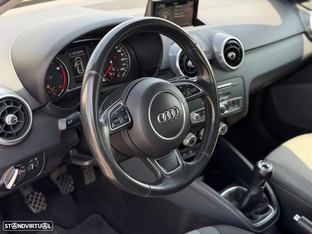 Audi A1 Sportback 1.0 TFSI Design - 14