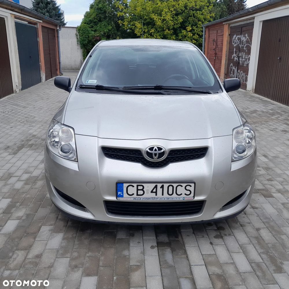 Toyota Auris - 2