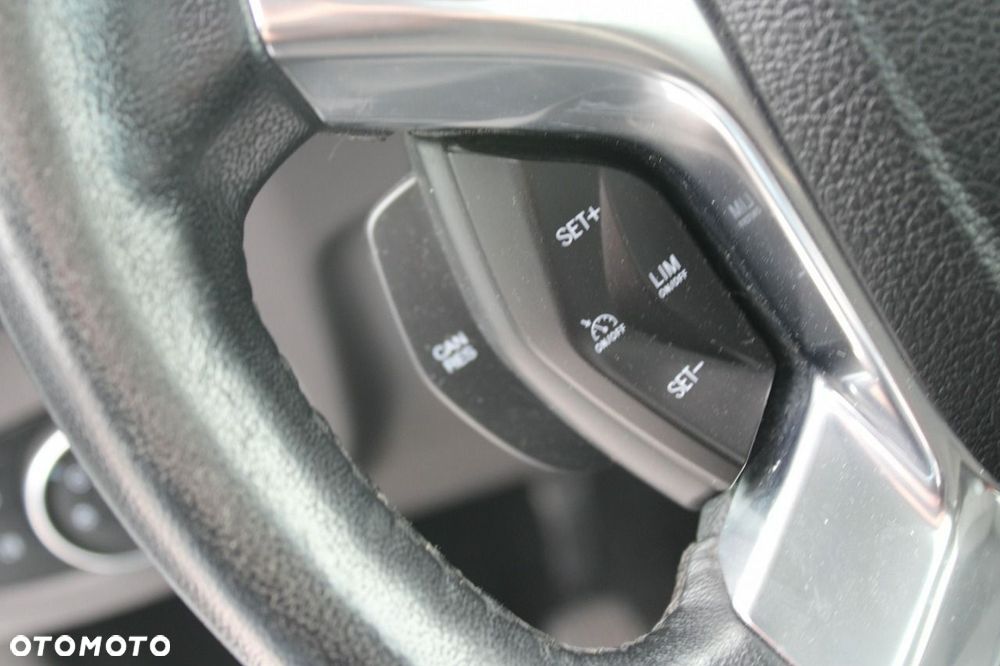 Ford Tourneo Connect - 15